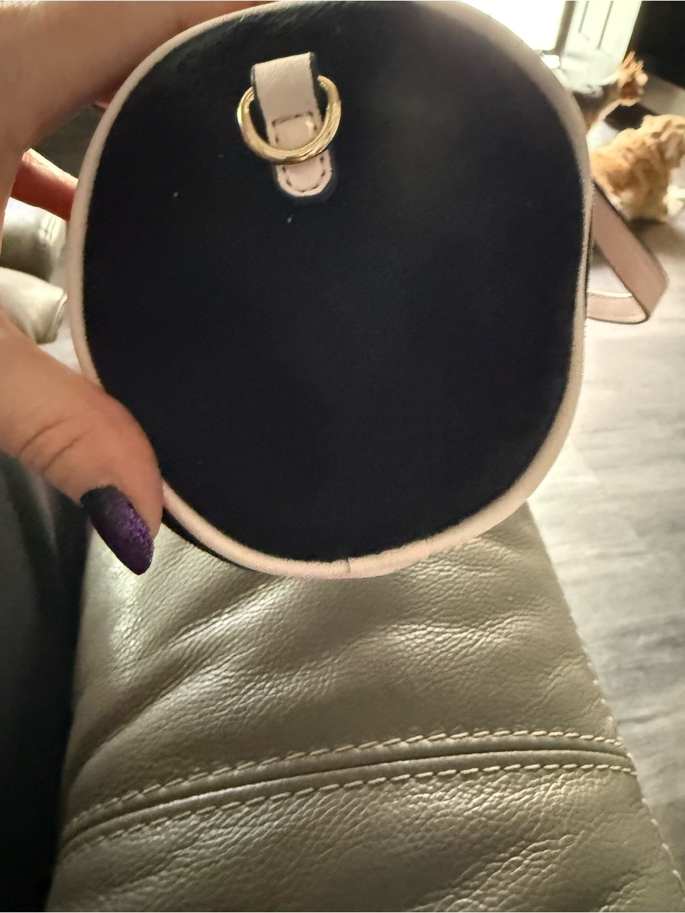 Juicy Couture Black Mini Barrel Bag with Pale Pink Trim - Picture 10 of 11